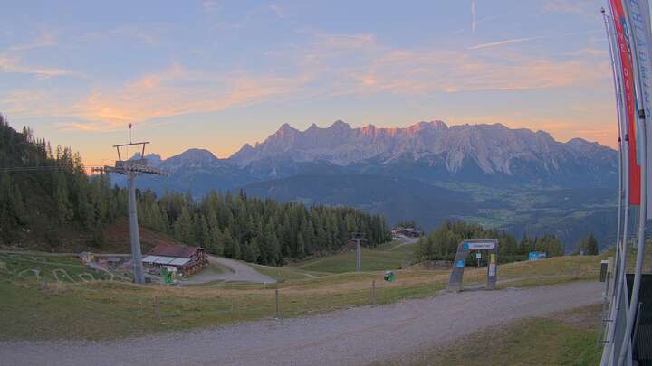 Schladming / Pichl - Reiteralm Upper Station Preunegg Jet snow cam captured at 27 September 2026 at 6:54 pm GMT+2