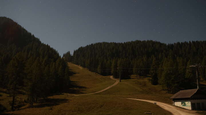 Spital am Pyhrn (Wurzeralm) Gammering - Hahnlgraben snow cam captured at 28 September 2026 at 11:54 pm GMT+2