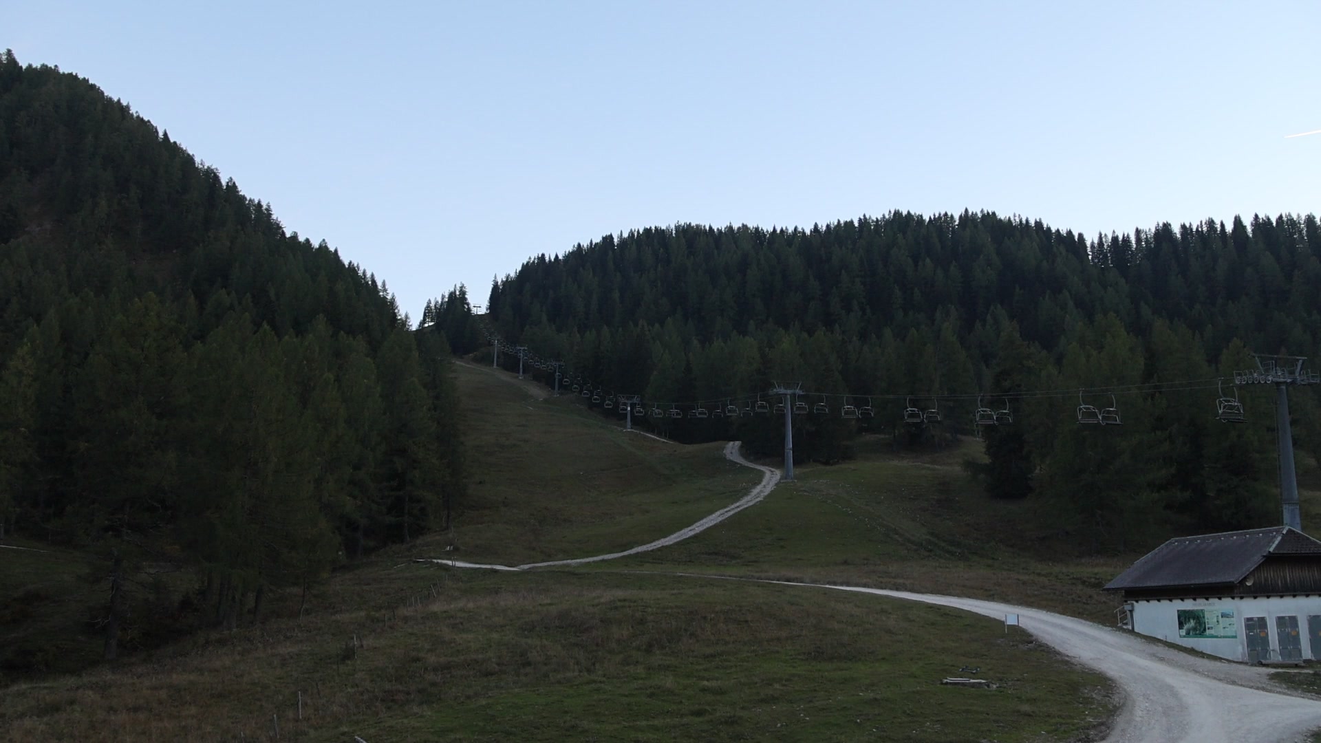 Spital am Pyhrn (Wurzeralm) Gammering - Hahnlgraben snow cam captured at 3 October 2026 at 6:57 pm GMT+2