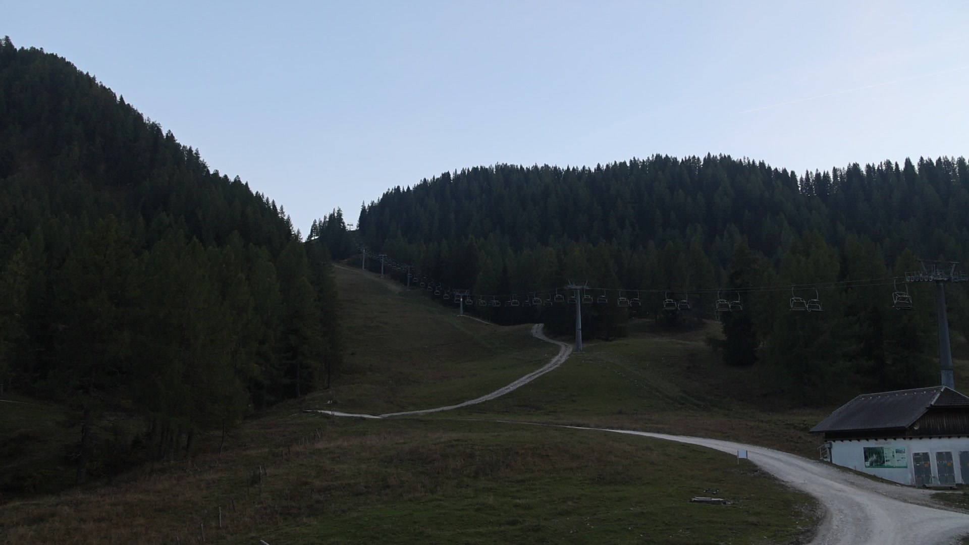 Spital am Pyhrn (Wurzeralm) Gammering - Hahnlgraben snow cam captured at 4 October 2026 at 6:48 pm GMT+2