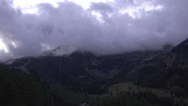 Spital am Pyhrn (Wurzeralm) Upper Station Wurzeralm 2 snow cam captured at 14 September 2026 at 7:31 pm GMT+2