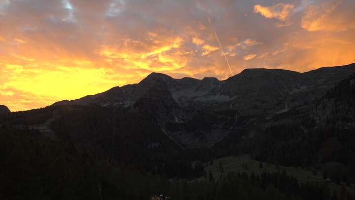 Spital am Pyhrn (Wurzeralm) Upper Station Wurzeralm 2 snow cam captured at 25 September 2026 at 7:14 pm GMT+2