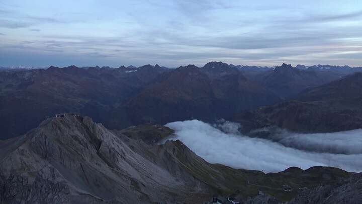 St. Anton am Arlberg (Arlberg) Valluga snow cam captured at 17 September 2026 at 10:12 pm GMT+2