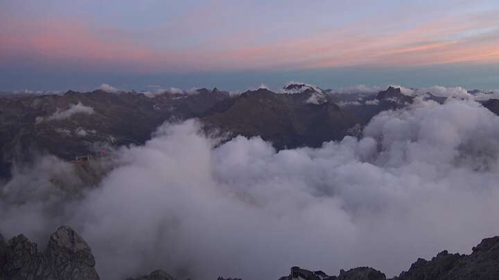 St. Anton am Arlberg (Arlberg) Valluga snow cam captured at 21 September 2026 at 7:41 pm GMT+2