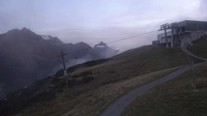 St. Anton am Arlberg (Arlberg) Galzig Upper Station snow cam captured at 21 September 2026 at 7:41 pm GMT+2