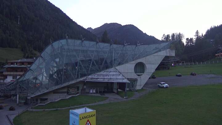 St. Anton am Arlberg (Arlberg) Ski Centre snow cam captured at 17 September 2026 at 10:12 pm GMT+2