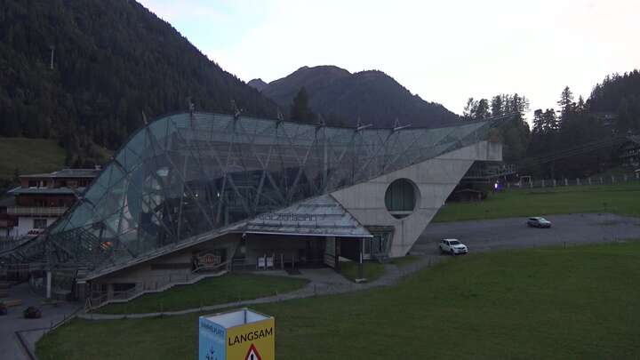 St. Anton am Arlberg (Arlberg) Ski Centre snow cam captured at 19 September 2026 at 7:40 pm GMT+2