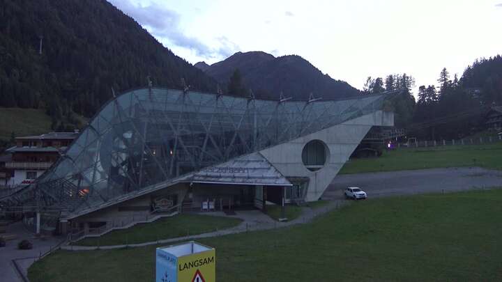 St. Anton am Arlberg (Arlberg) Ski Centre snow cam captured at 20 September 2026 at 7:41 pm GMT+2