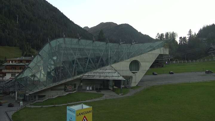 St. Anton am Arlberg (Arlberg) Ski Centre snow cam captured at 22 September 2026 at 7:22 pm GMT+2