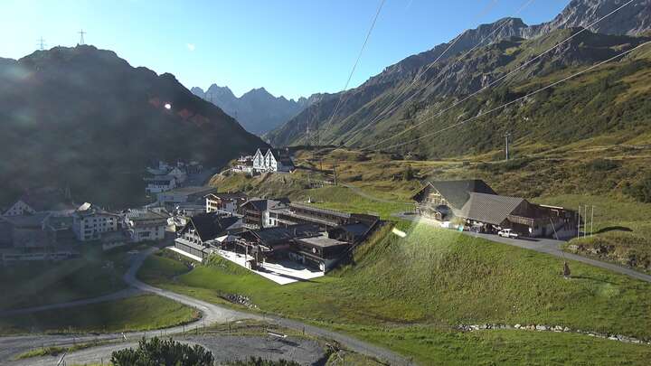 St. Anton am Arlberg (Arlberg) St. Christoph snow cam captured at 15 September 2026 at 5:55 pm GMT+2