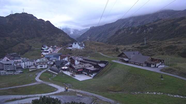 St. Anton am Arlberg (Arlberg) St. Christoph snow cam captured at 18 September 2026 at 7:49 pm GMT+2