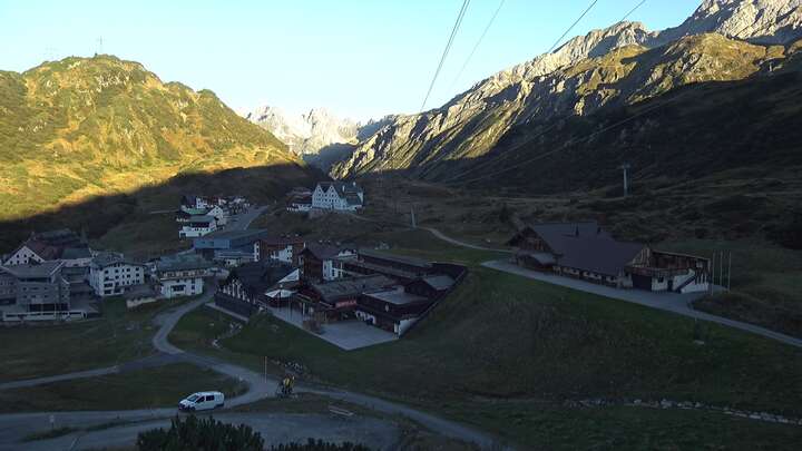 St. Anton am Arlberg (Arlberg) St. Christoph snow cam captured at 23 September 2026 at 8:11 am GMT+2