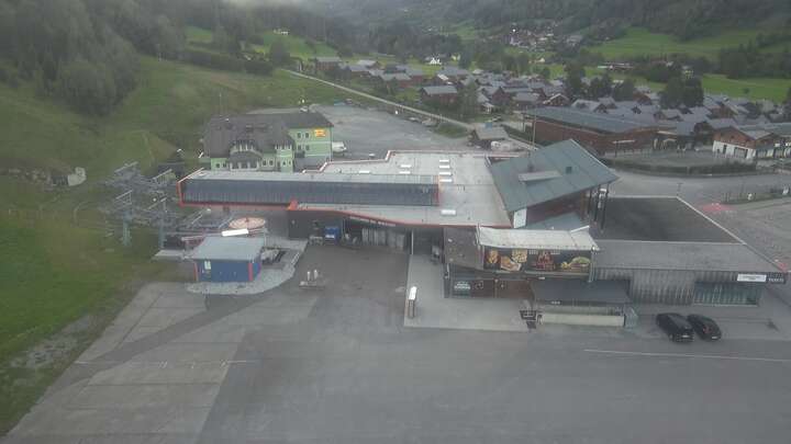 St. Georgen am Kreischberg Base Station Kreischberg snow cam captured at 22 September 2026 at 6:51 pm GMT+2
