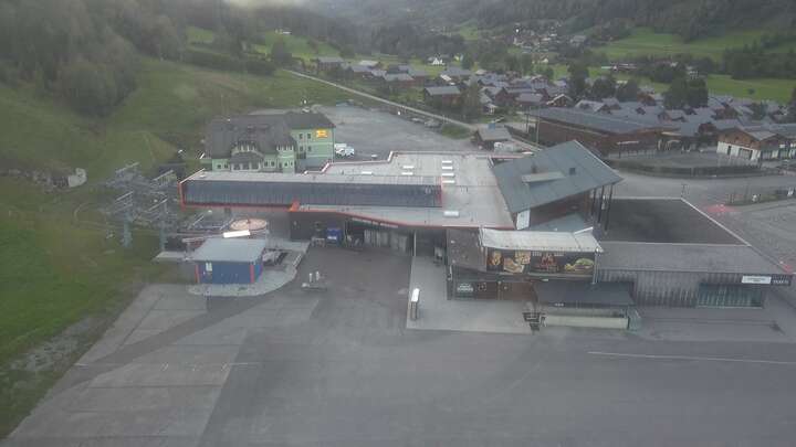 St. Georgen am Kreischberg Base Station Kreischberg snow cam captured at 23 September 2026 at 7:07 pm GMT+2