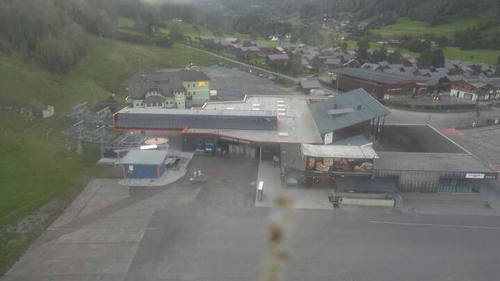 St. Georgen am Kreischberg Base Station Kreischberg snow cam captured at 25 September 2026 at 6:58 pm GMT+2