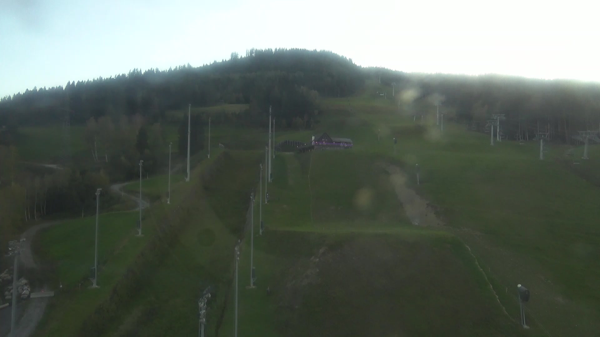 St. Georgen am Kreischberg Base Station Kreischberg snow cam captured at 4 October 2026 at 6:36 pm GMT+2