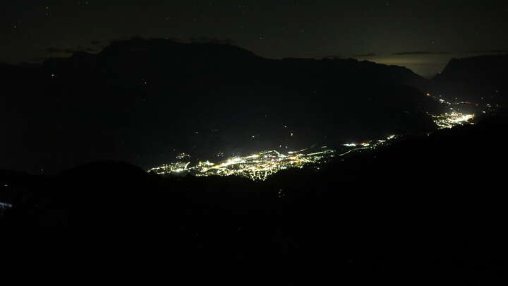St. Johann im Pongau (Snow Space Salzburg) Gernkogel Gipfel snow cam captured at 14 September 2026 at 11:47 pm GMT+2