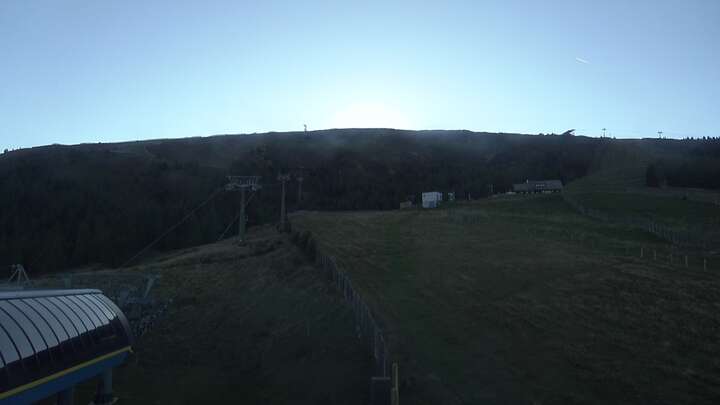 St. Margarethen im Lg. (Aineck) Gipfelbahn Base Station snow cam captured at 15 September 2026 at 5:55 pm GMT+2