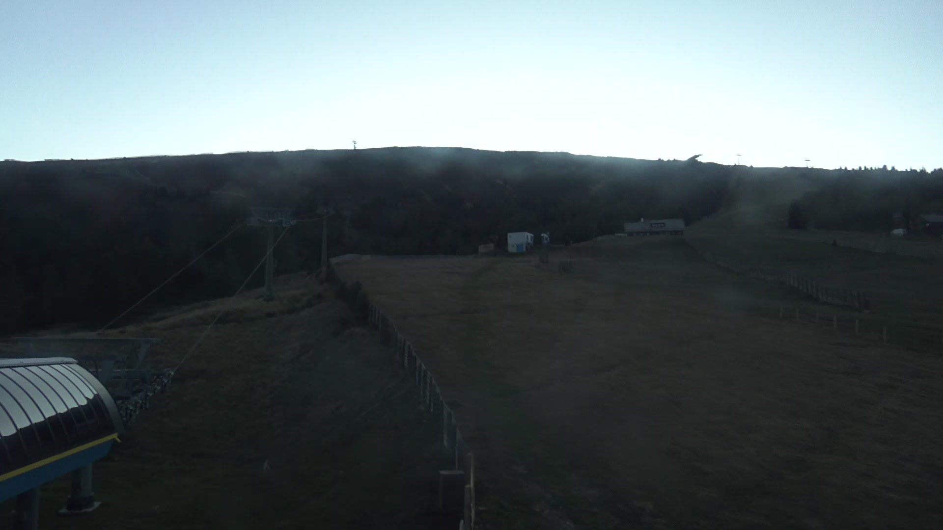 St. Margarethen im Lg. (Aineck) Gipfelbahn Base Station snow cam captured at 3 October 2026 at 6:57 pm GMT+2