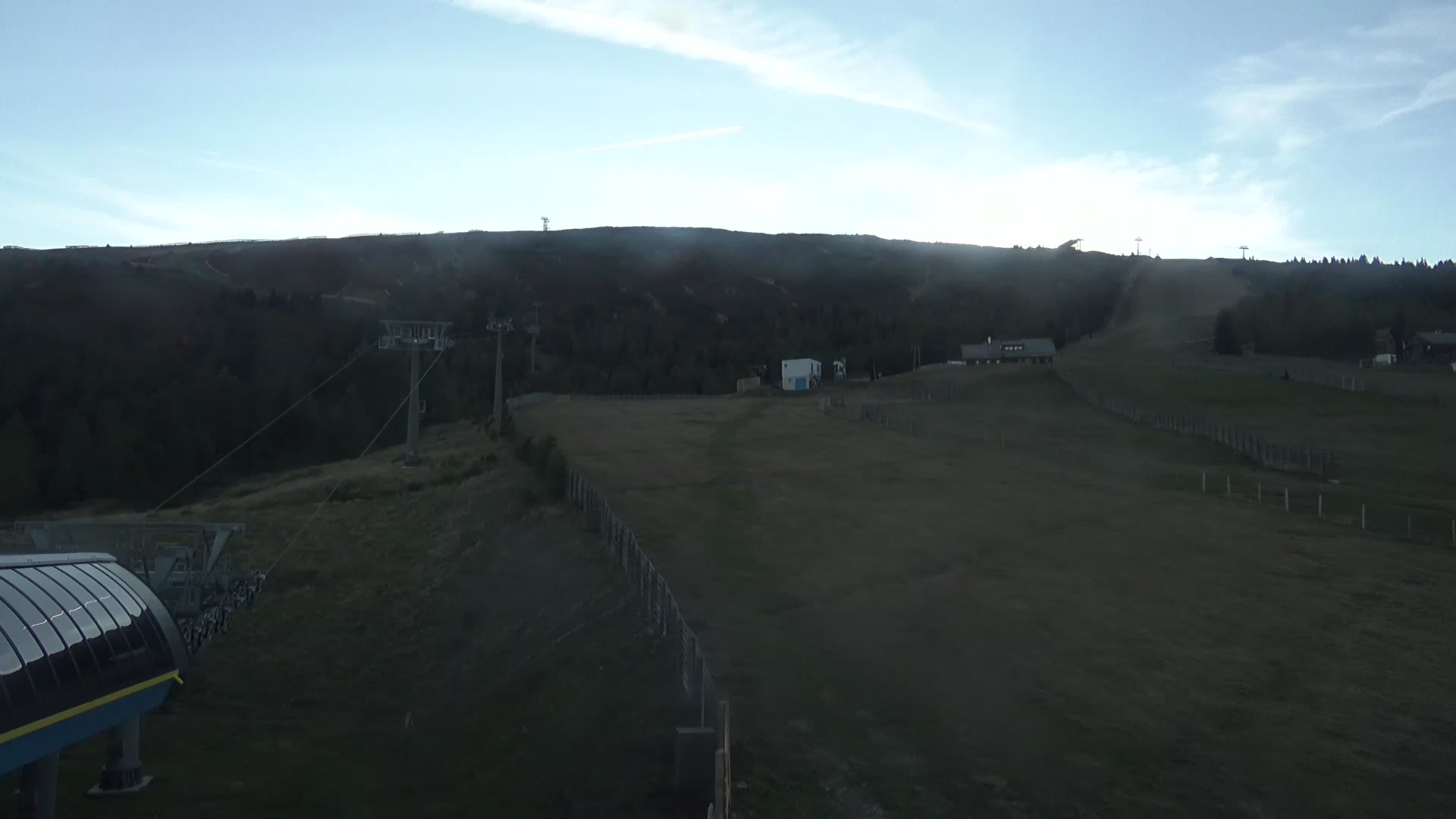 St. Margarethen im Lg. (Aineck) Gipfelbahn Base Station snow cam captured at 4 October 2026 at 6:19 pm GMT+2