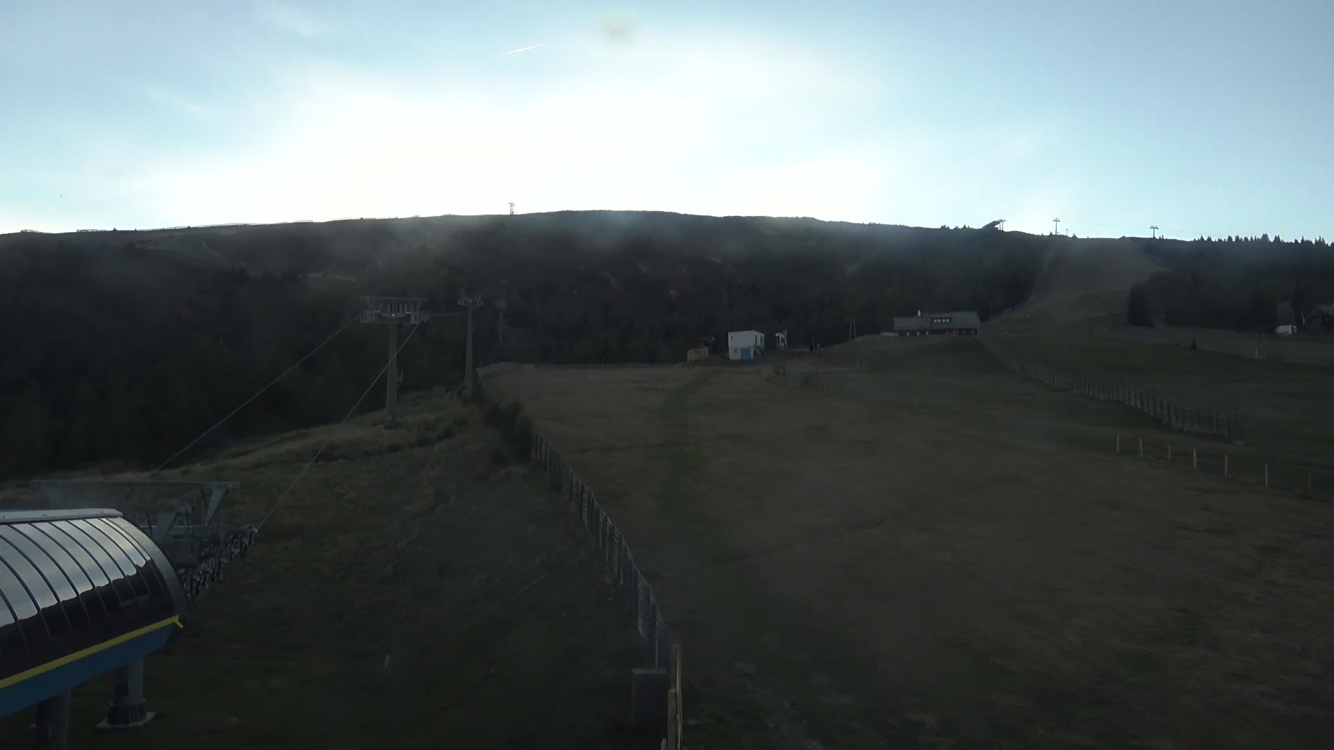 St. Margarethen im Lg. (Aineck) Gipfelbahn Base Station snow cam captured at 5 October 2026 at 6:15 pm GMT+2