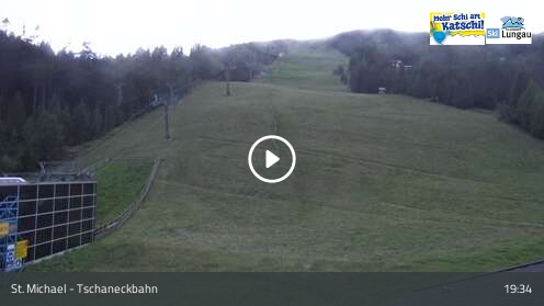 St. Michael Tschaneckbahn snow cam captured at 12 September 2026 at 7:39 pm GMT+2