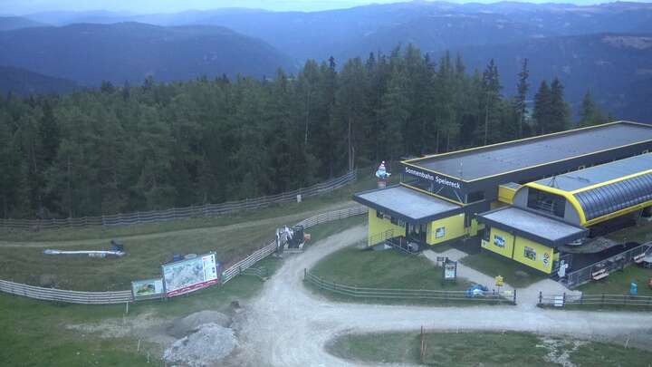 St. Michael Sonnenbahn Upper Station snow cam captured at 13 September 2026 at 7:42 pm GMT+2