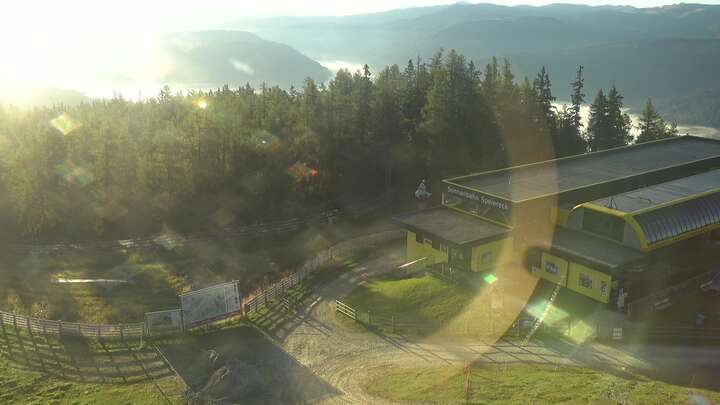 St. Michael Sonnenbahn Upper Station snow cam captured at 16 September 2026 at 7:47 am GMT+2