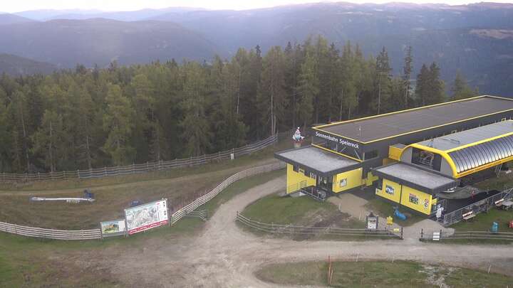 St. Michael Sonnenbahn Upper Station snow cam captured at 26 September 2026 at 7:00 pm GMT+2