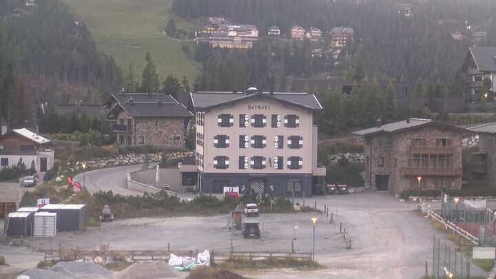 St. Michael Boutique Apartments Herbert snow cam captured at 22 September 2026 at 7:22 pm GMT+2