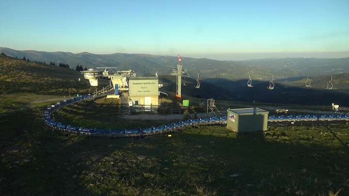 Wolfsberg (Klippitztörl) Hocheggerlift Upper Station snow cam captured at 15 September 2026 at 6:45 pm GMT+2