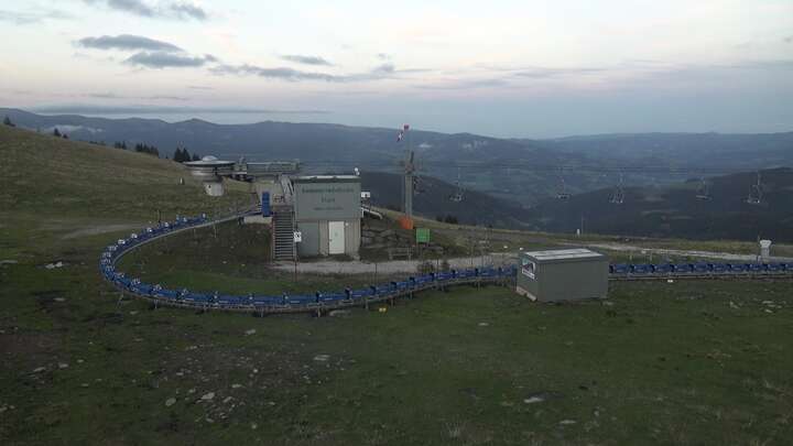 Wolfsberg (Klippitztörl) Hocheggerlift Upper Station snow cam captured at 18 September 2026 at 7:20 pm GMT+2
