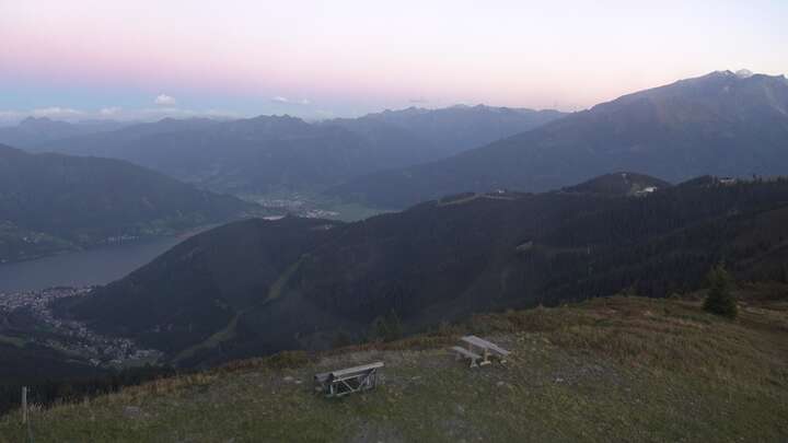 Zell am See zellamseeXpress snow cam captured at 22 September 2026 at 7:26 pm GMT+2
