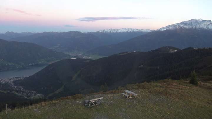 Zell am See zellamseeXpress snow cam captured at 25 September 2026 at 7:17 pm GMT+2