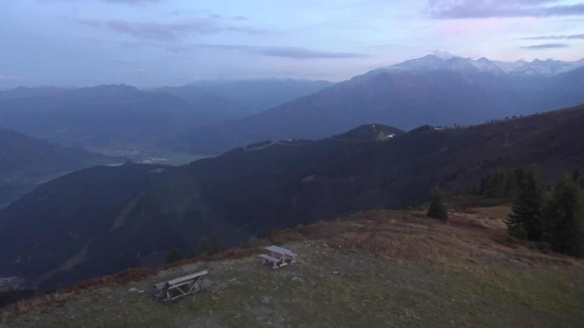 Zell am See zellamseeXpress snow cam captured at 4 October 2026 at 7:01 pm GMT+2