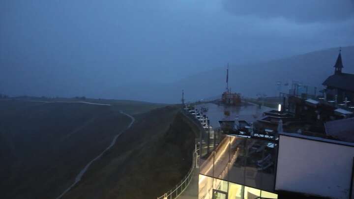 Zell am See Schmittenhöhe snow cam captured at 18 September 2026 at 7:52 pm GMT+2