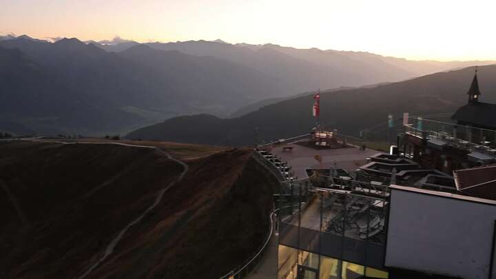 Zell am See Schmittenhöhe snow cam captured at 22 September 2026 at 7:42 pm GMT+2