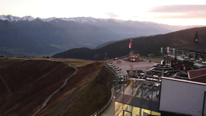 Zell am See Schmittenhöhe snow cam captured at 25 September 2026 at 7:33 pm GMT+2