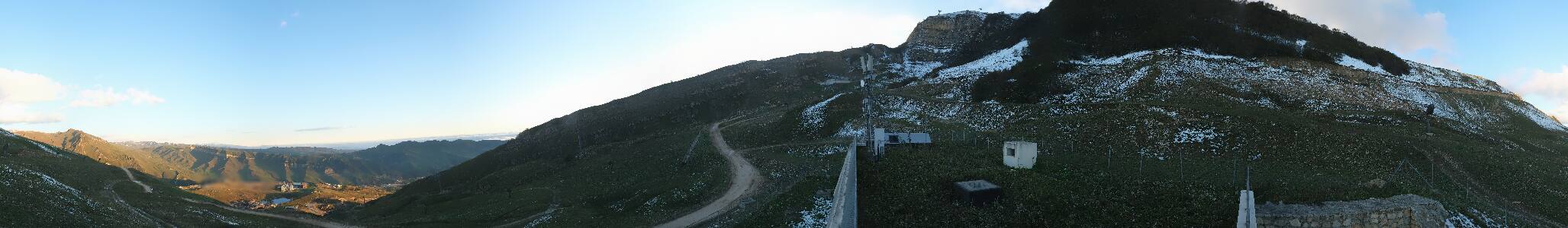 Shahdag Mountain Resort Lift station 360° snow cam captured at 6 October 2026 at 7:21 am GMT+4