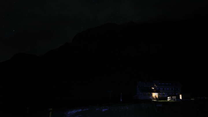 Madonna di Campiglio Grostè Sessellift - Base Station snow cam captured at 17 September 2026 at 11:59 pm GMT+2