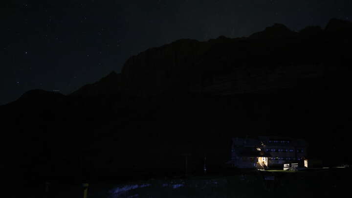 Madonna di Campiglio Grostè Sessellift - Base Station snow cam captured at 19 September 2026 at 11:51 pm GMT+2