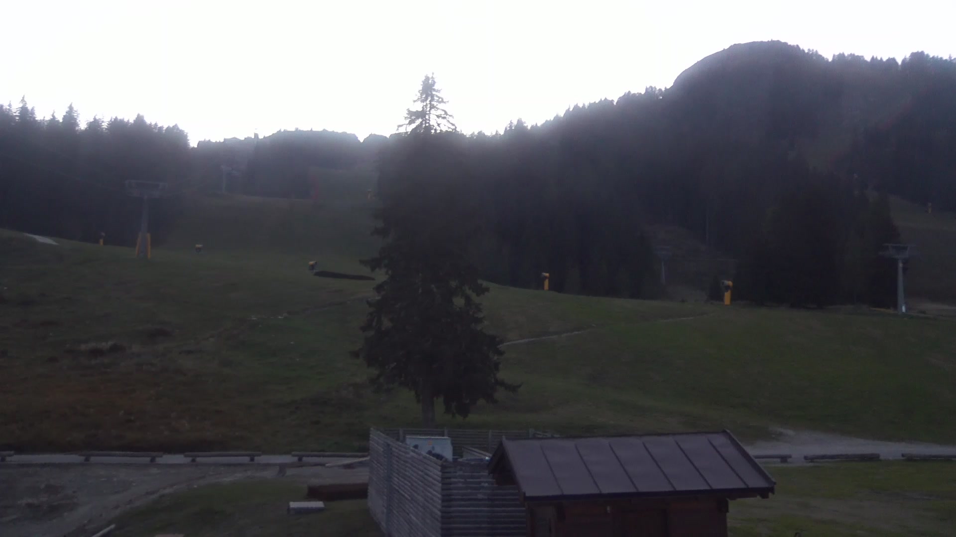 Madonna di Campiglio Patascoss snow cam captured at 3 October 2026 at 7:22 pm GMT+2