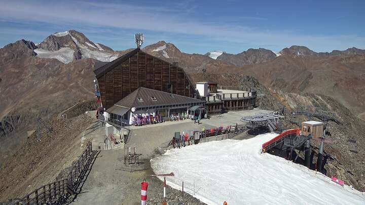 Schnals Schnalstaler Gletscherbahn snow cam captured at 29 September 2026 at 12:35 pm GMT+2