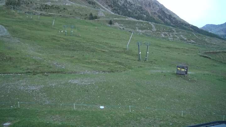 Schnals Kurzras - Maso Corto snow cam captured at 17 September 2026 at 10:12 pm GMT+2