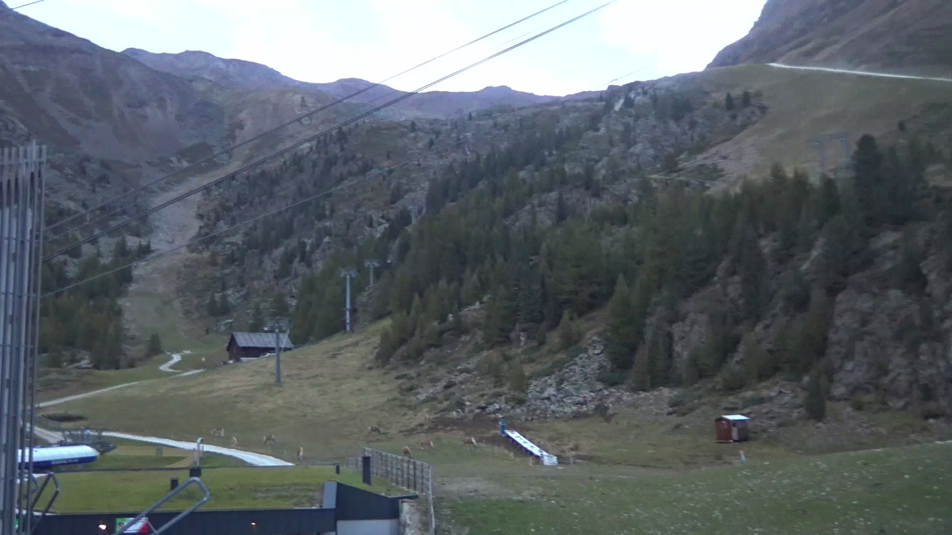 Schnals Kurzras - Maso Corto snow cam captured at 4 October 2026 at 7:10 pm GMT+2