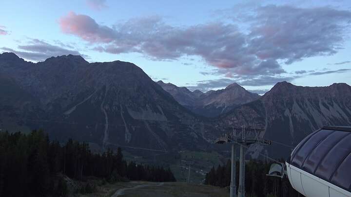 Bormio Arrivo Cabinovia Cima Piazzi snow cam captured at 28 September 2026 at 7:18 pm GMT+2