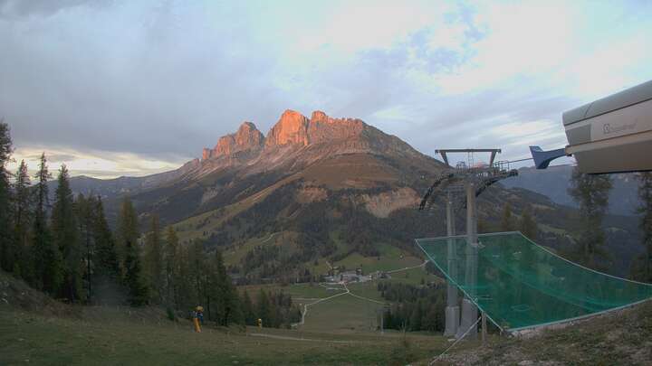 Carezza Pra di Tori Upper Station snow cam captured at 20 September 2026 at 7:20 pm GMT+2