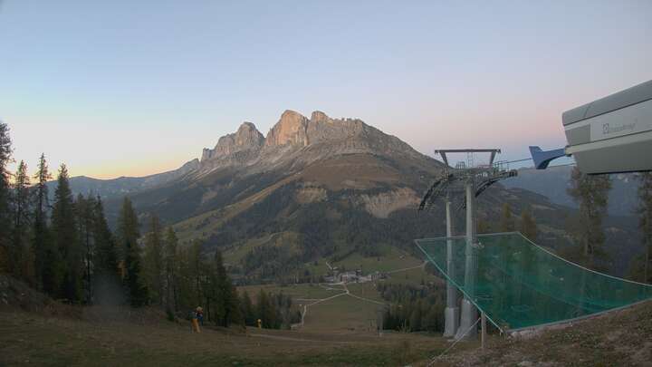 Carezza Pra di Tori Upper Station snow cam captured at 27 September 2026 at 7:16 pm GMT+2