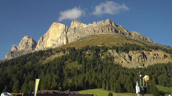 Carezza Base Station Pra di Tori snow cam captured at 15 September 2026 at 6:04 pm GMT+2