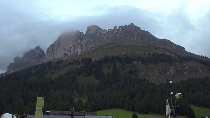 Carezza Base Station Pra di Tori snow cam captured at 18 September 2026 at 7:30 pm GMT+2